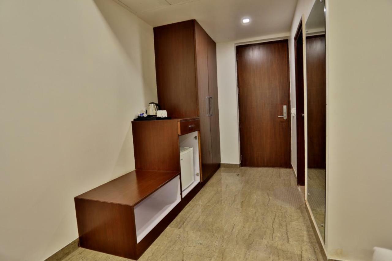 Royal Imperio Hotel Faridabad Luaran gambar