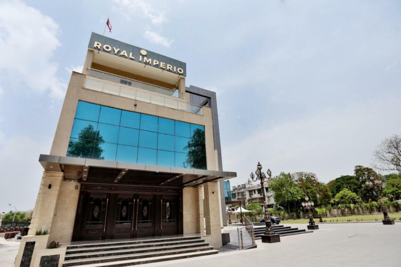 Royal Imperio Hotel Faridabad Luaran gambar
