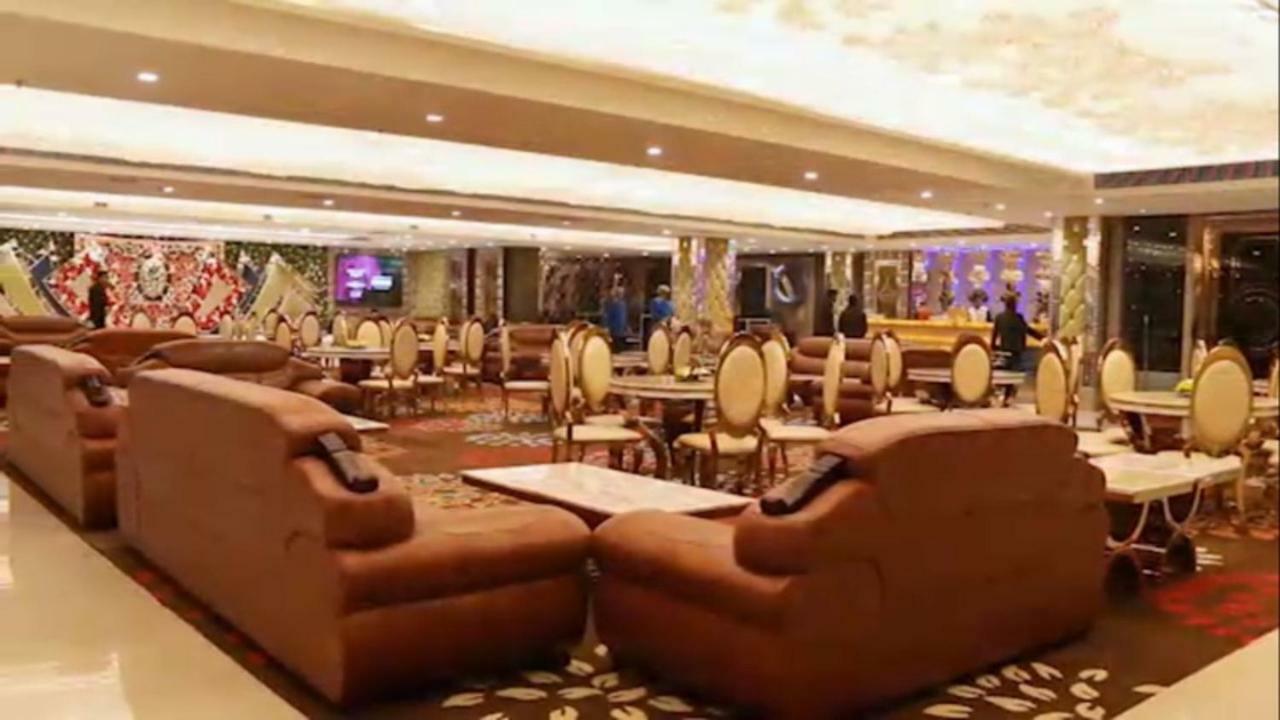 Royal Imperio Hotel Faridabad Luaran gambar